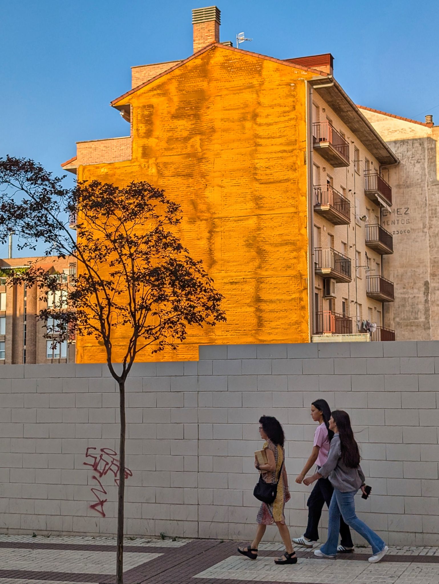 PXL 20250904 165847249.MP