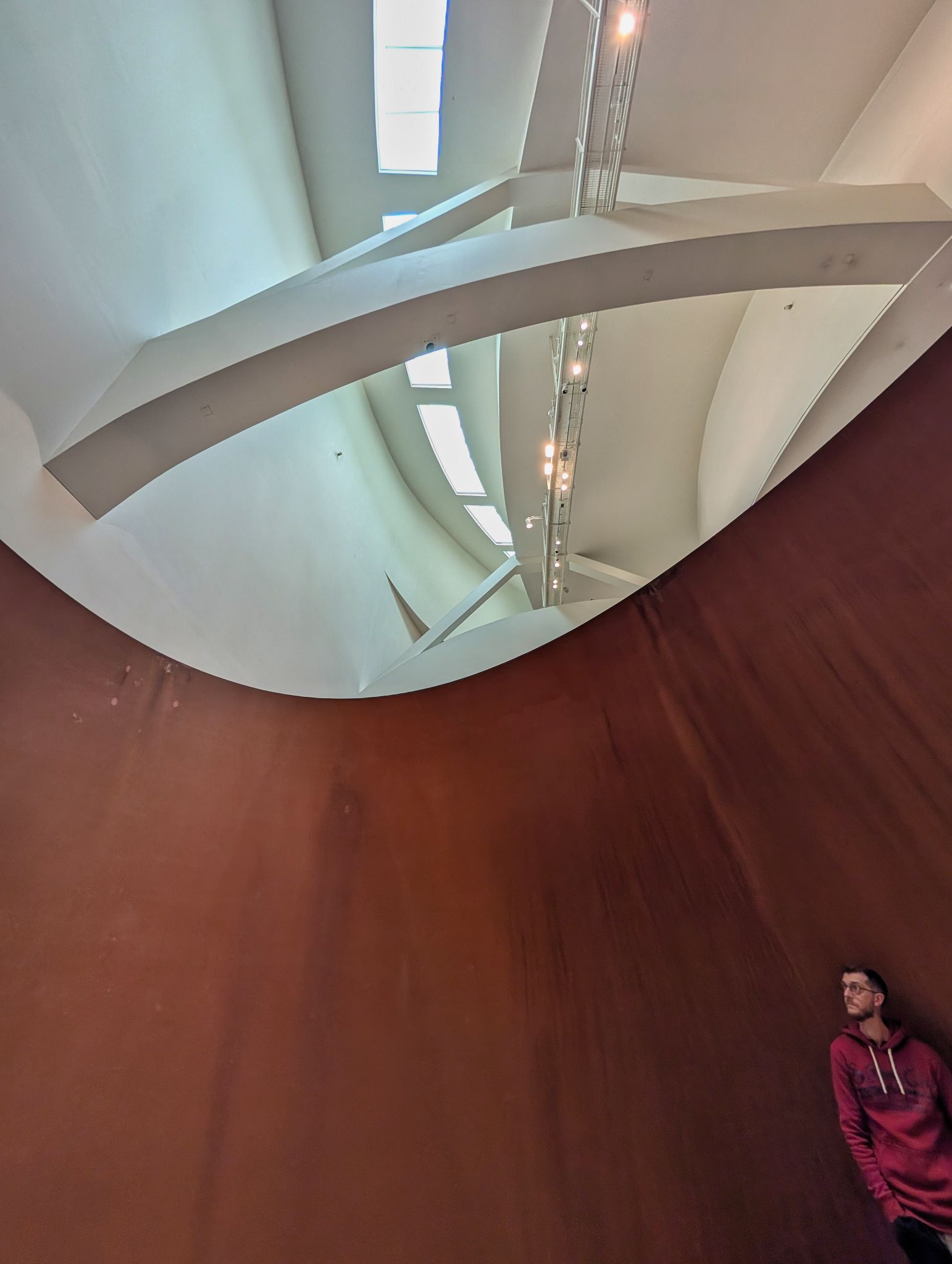 PXL 20250509 101820198