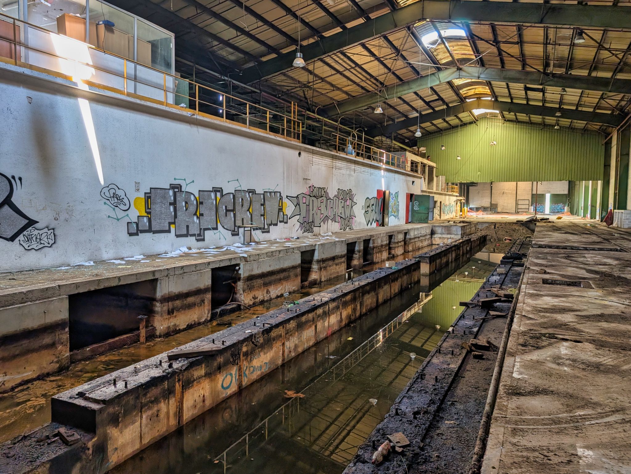 PXL 20250427 104250936