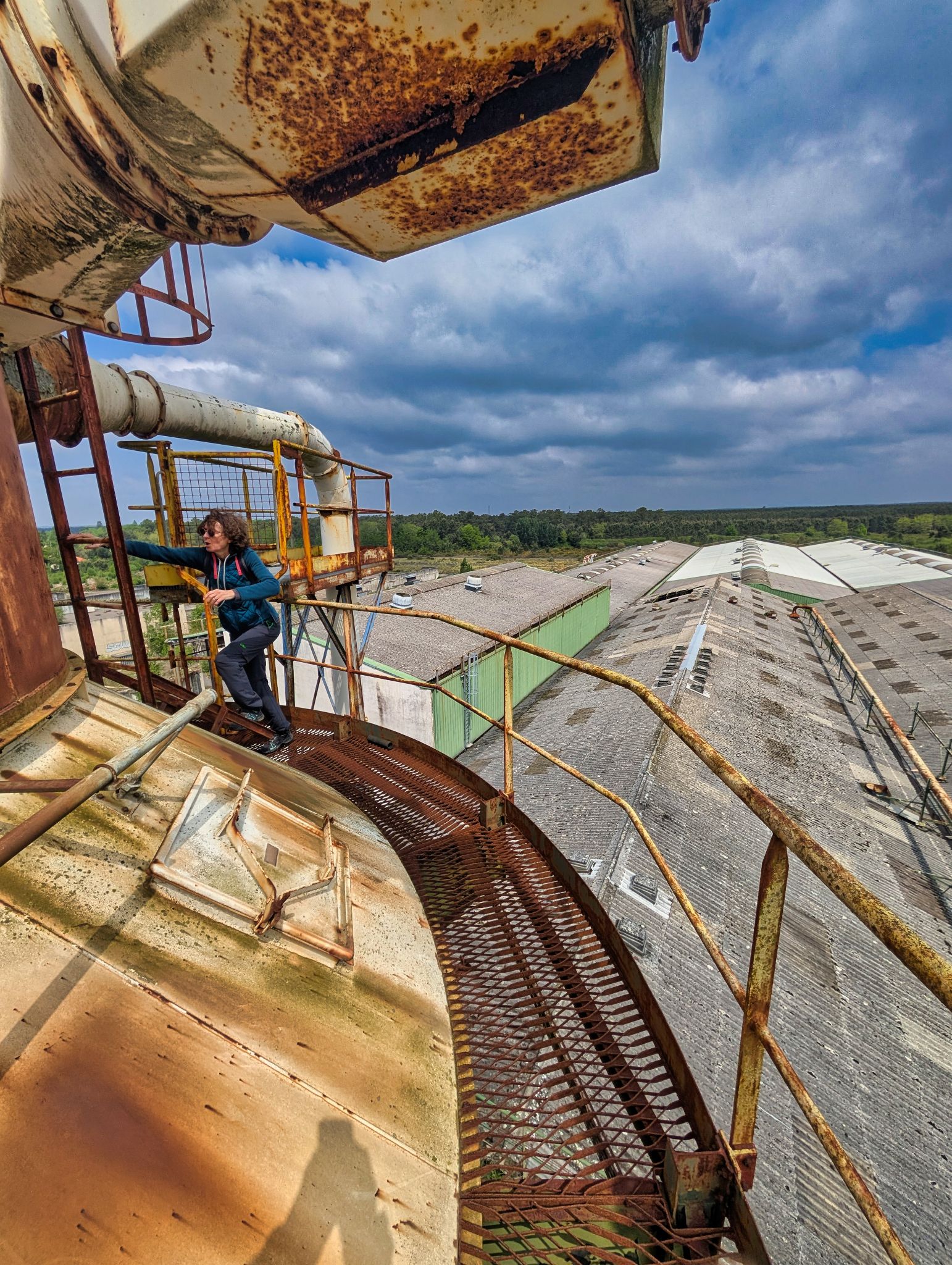 PXL 20250427 110255896