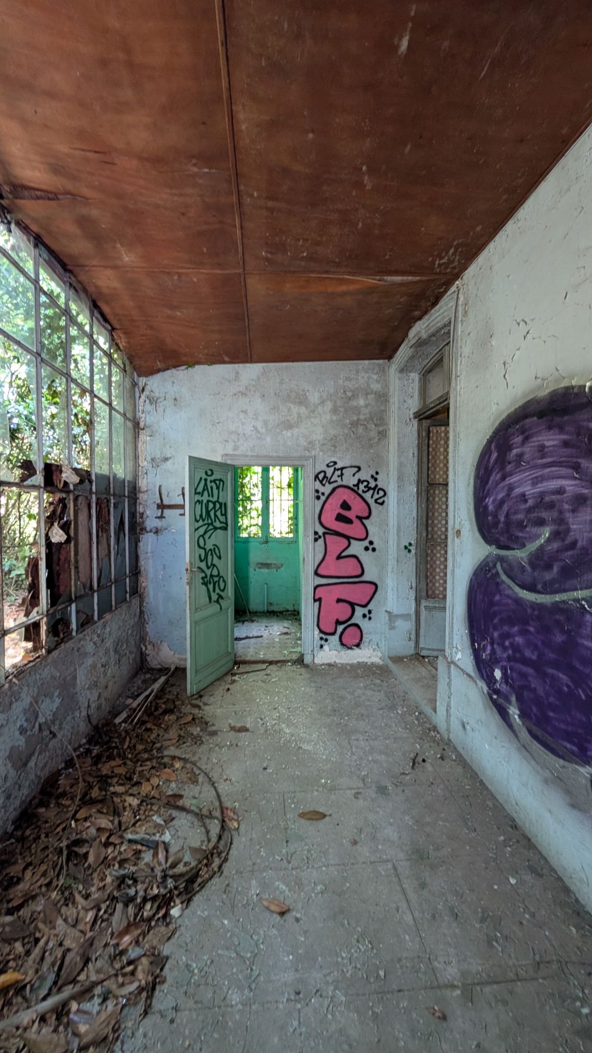 PXL 20260427 123816896