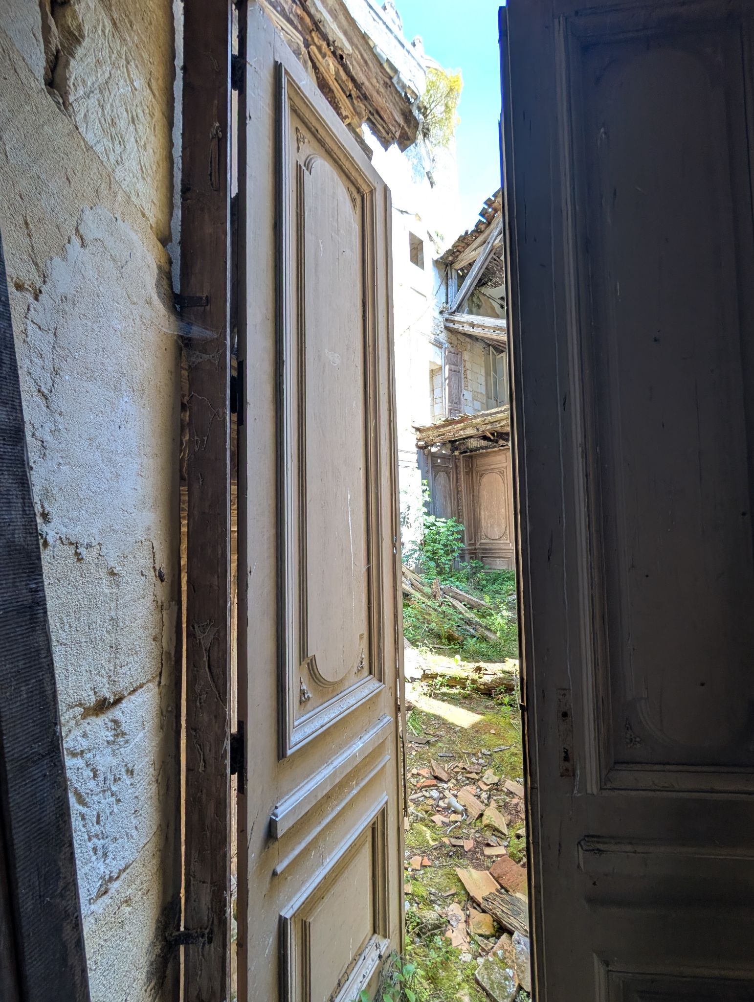 PXL 20260405 121115212