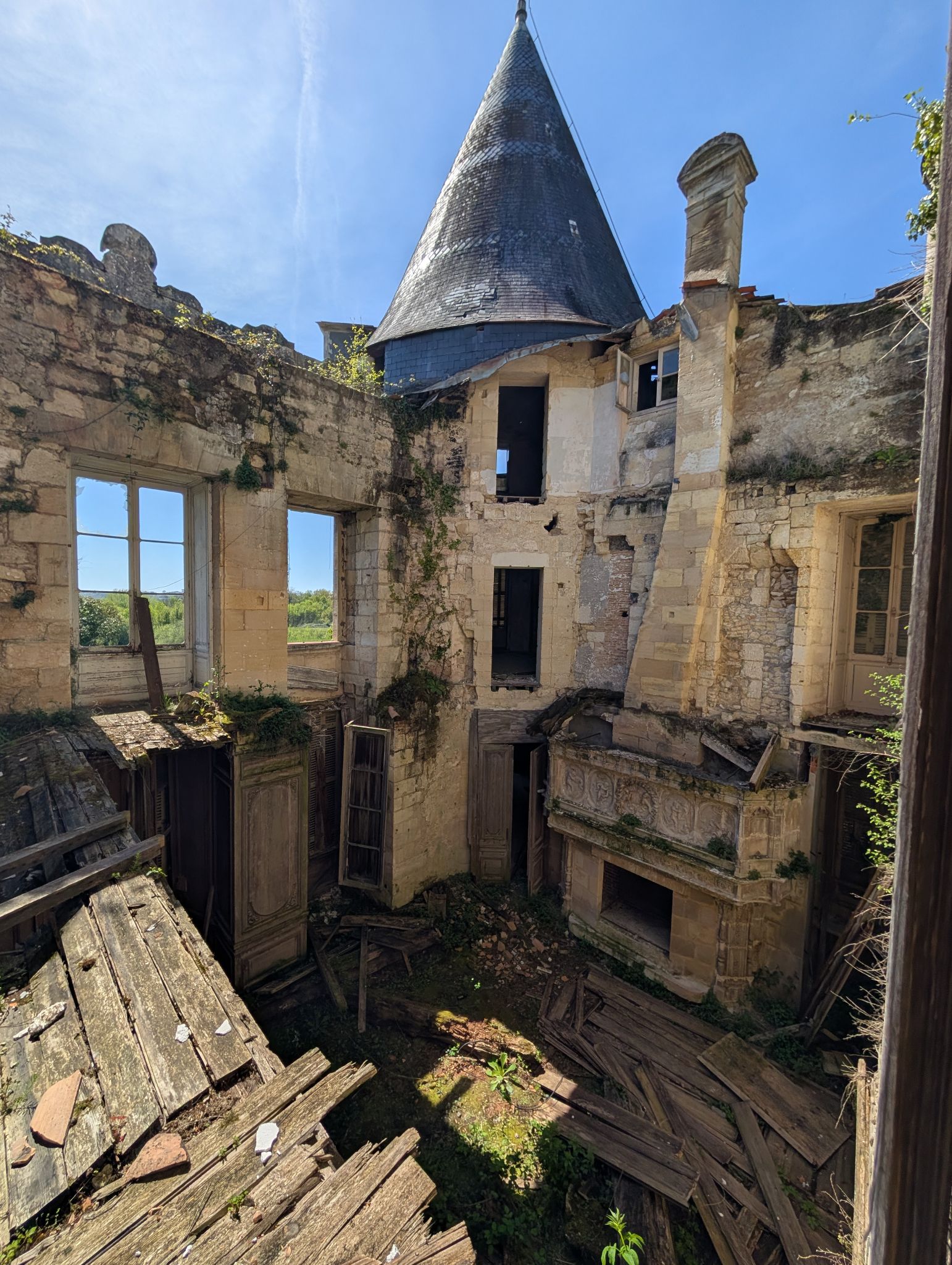 PXL 20260405 122035907