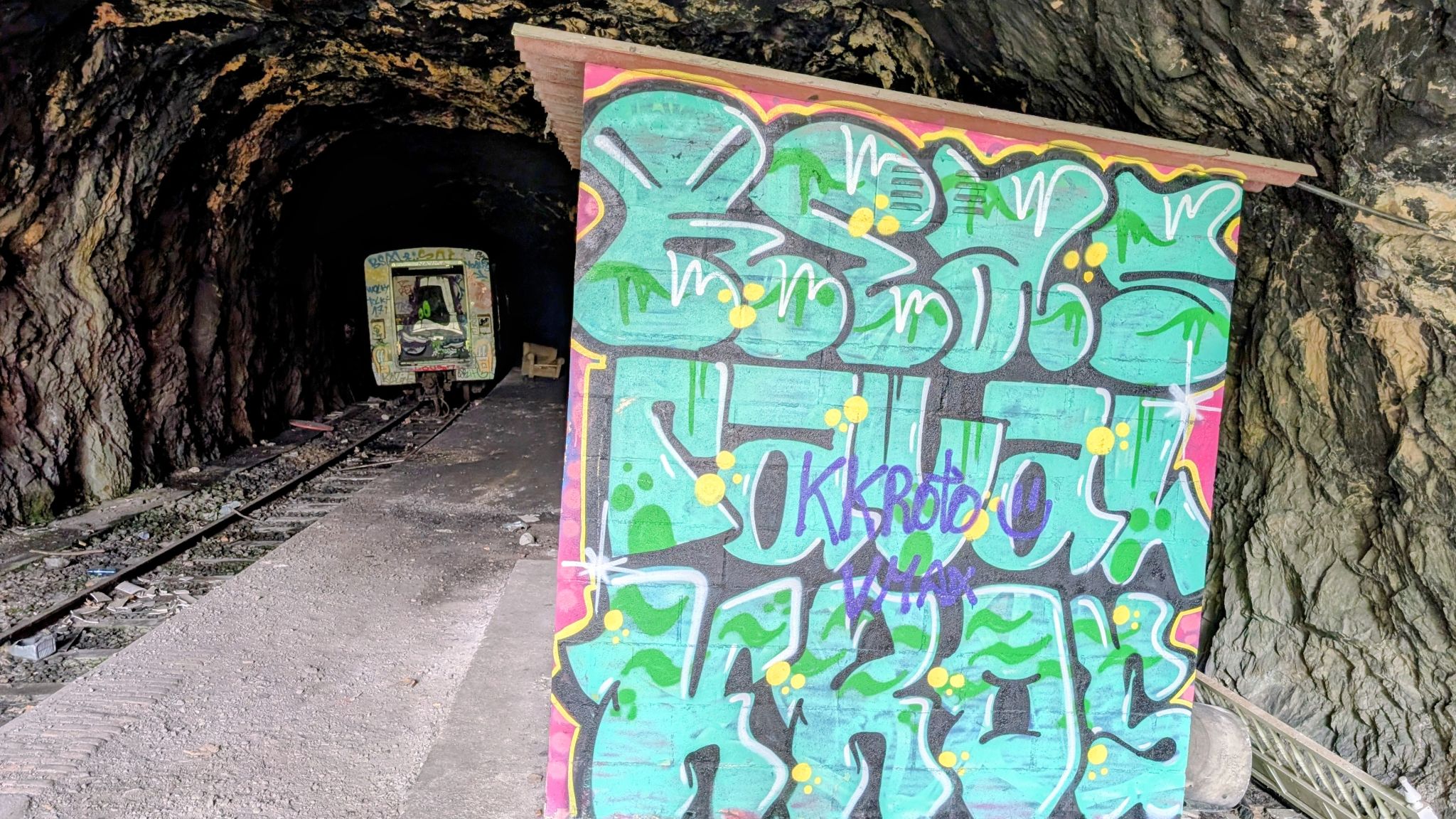 PXL 20260609 093533194.MP~2
