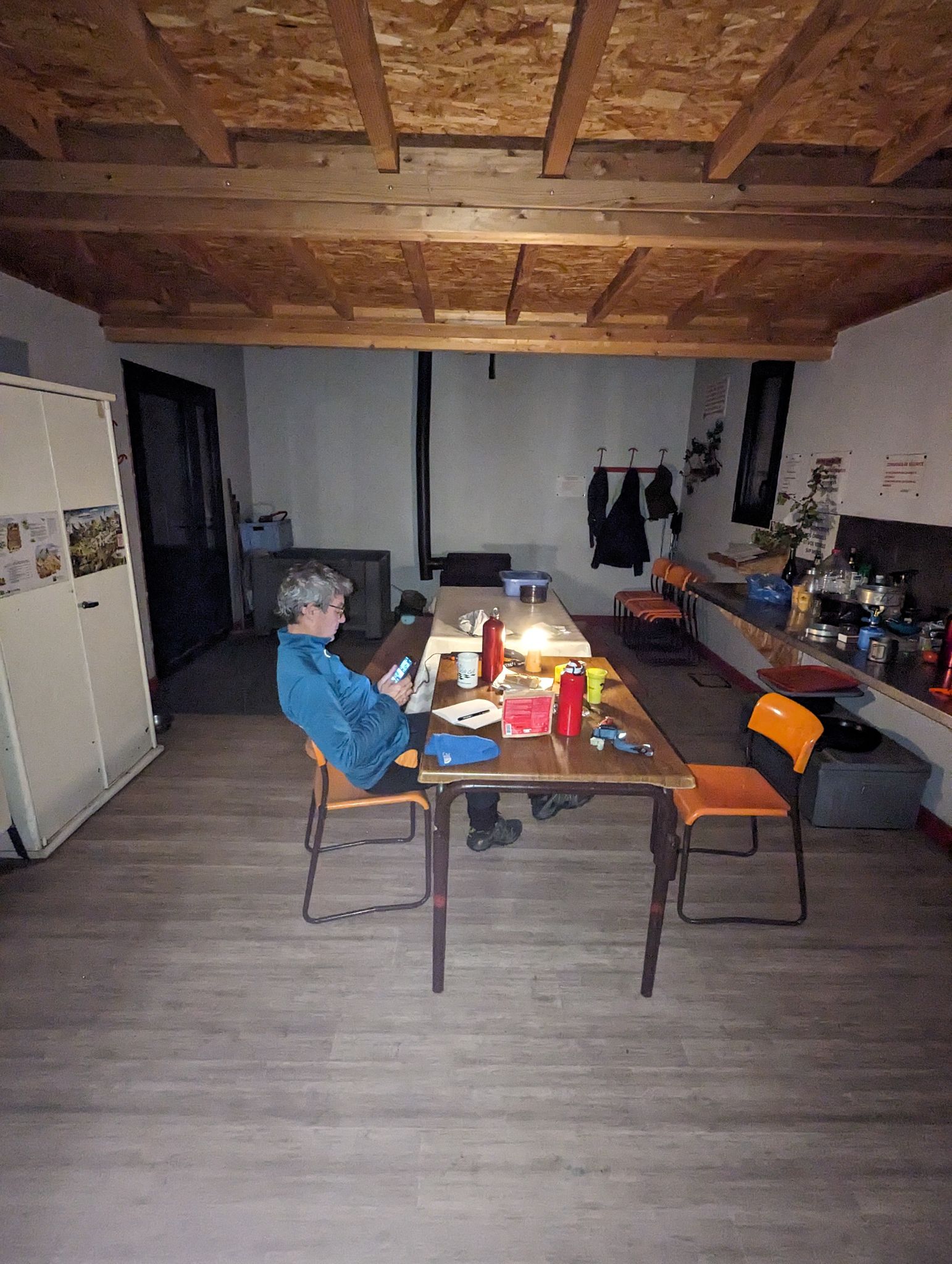 PXL 20240128 182500699