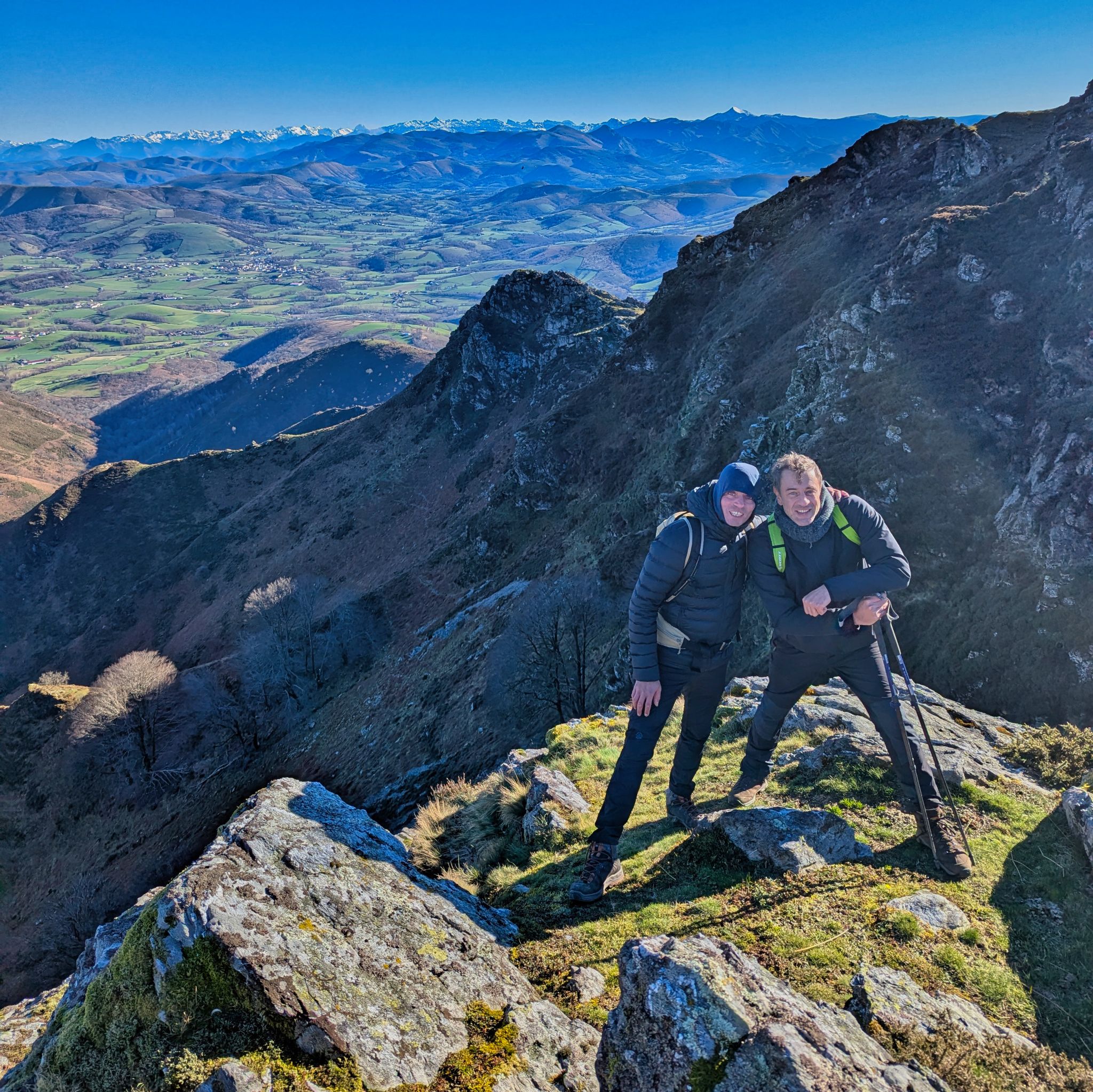 PXL 20250101 125527490.MP