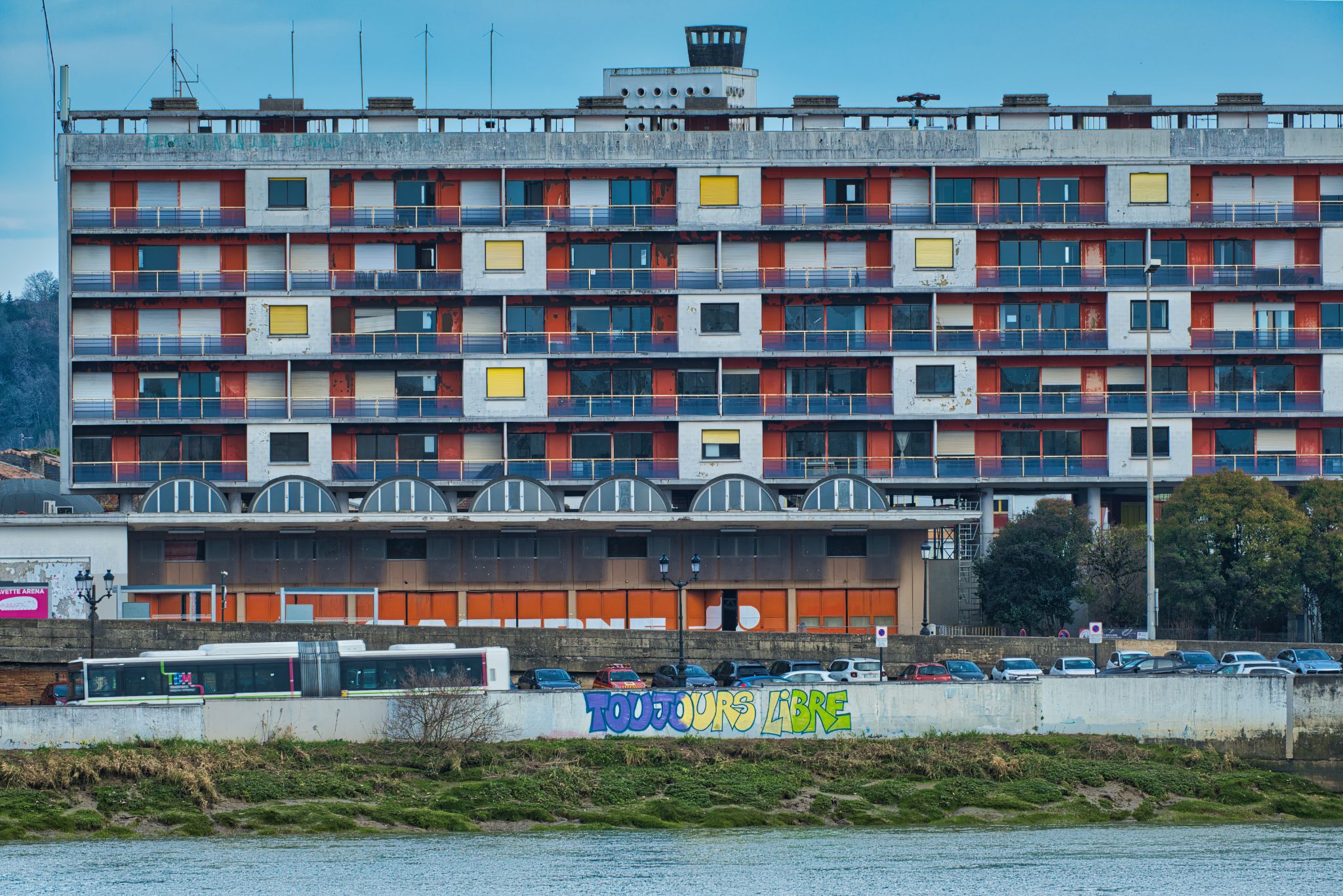 Bordeaux Compressée