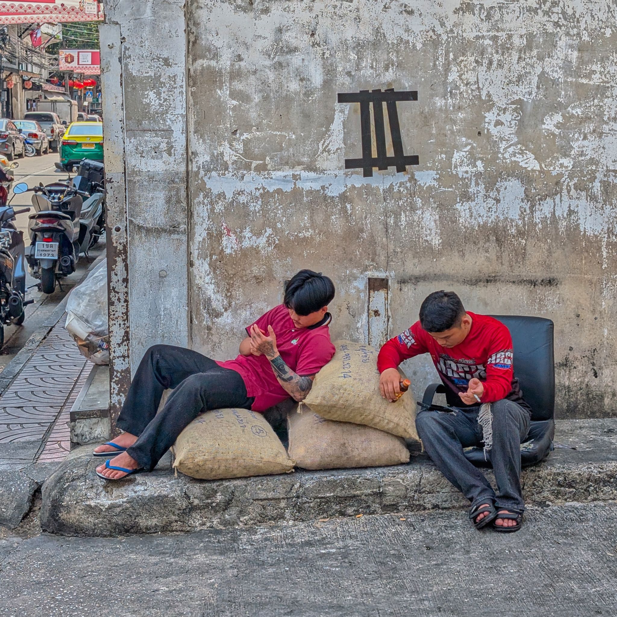 PXL 20250303 042340722