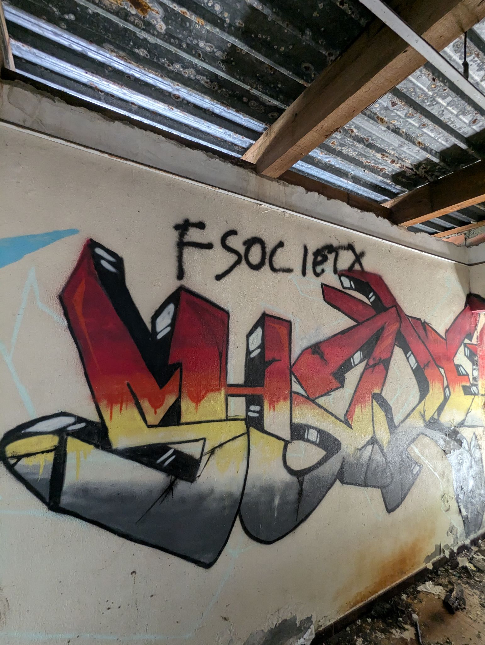 PXL 20241013 121303537.MP