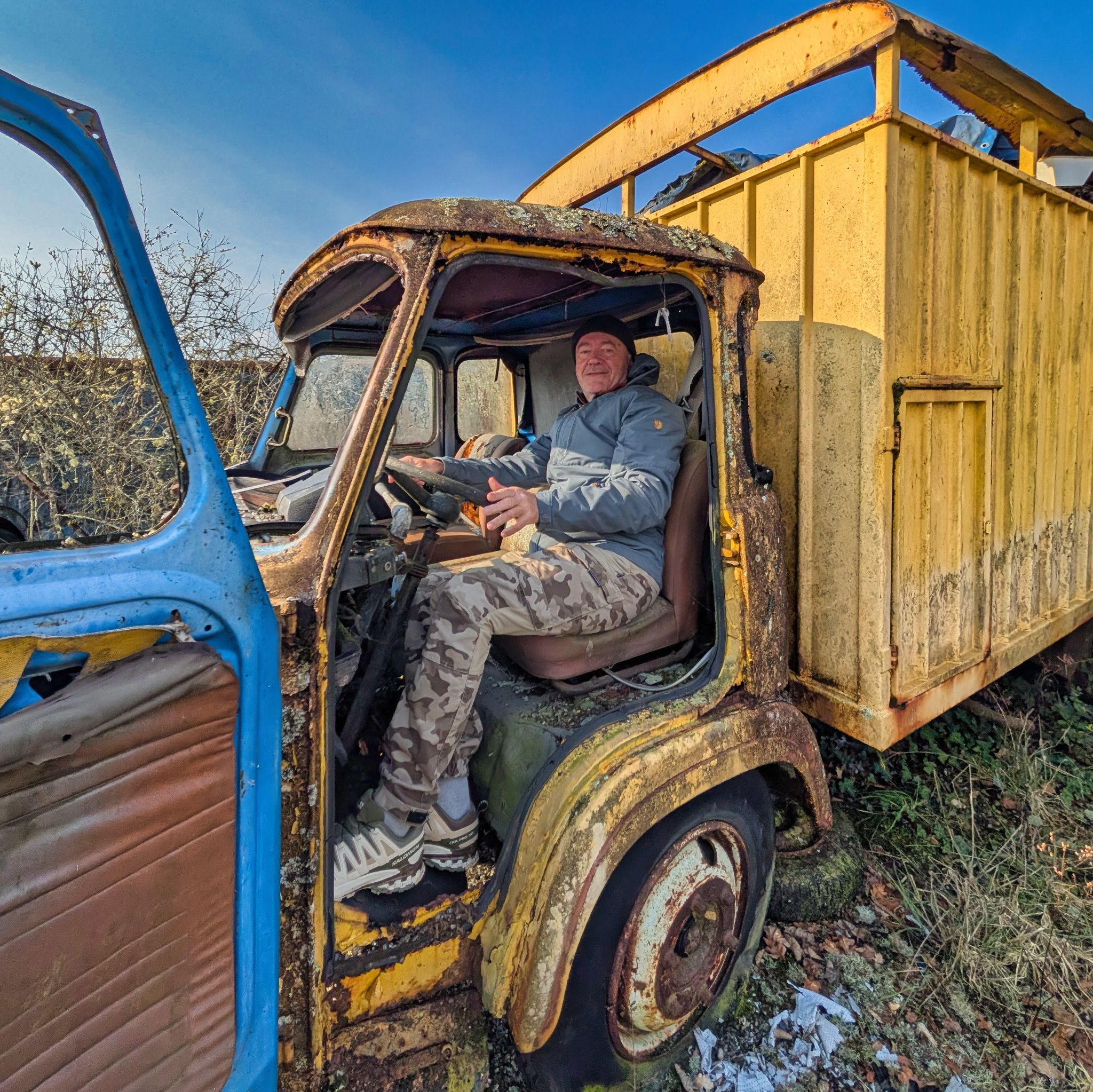 PXL 20250316 092636786